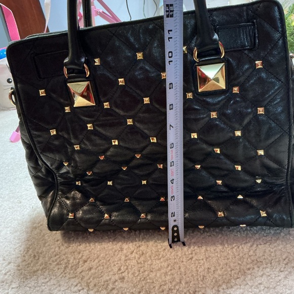 MICHAEL Michael Kors Black Quilted Shoulder Bag with Gold Studs - Picture 11 of 16